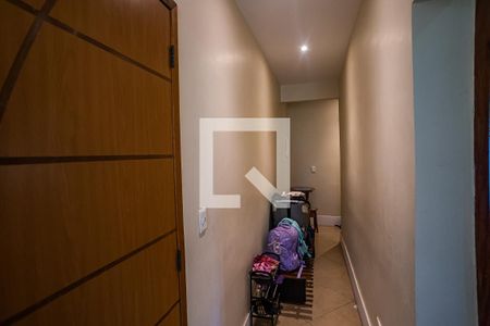 Casa à venda com 390m², 5 quartos e 4 vagasCorredor