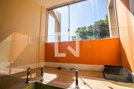 Casa à venda com 390m², 5 quartos e 4 vagasSala de estar