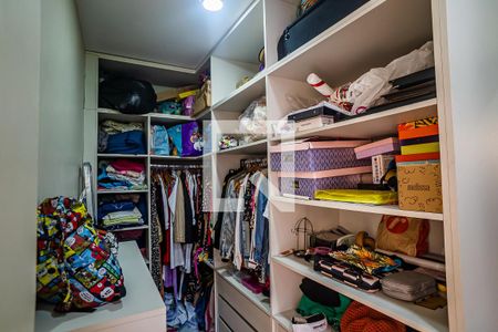 Casa à venda com 390m², 5 quartos e 4 vagasQuarto Suíte Master -Closet