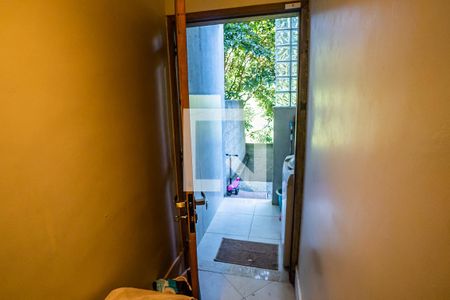 Casa à venda com 390m², 5 quartos e 4 vagasCorredor