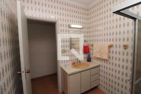 Casa à venda com 200m², 3 quartos e 2 vagasBanheiro Social