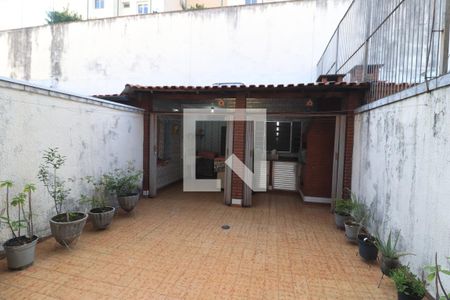 Casa à venda com 200m², 3 quartos e 2 vagasQuintal