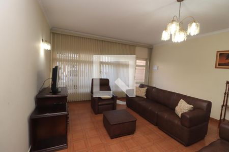 Sala de TV de casa à venda com 3 quartos, 200m² em Tatuapé, São Paulo