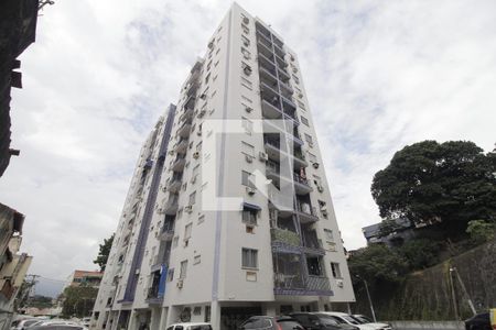 Apartamento à venda com 57m², 2 quartos e 1 vagaFachada