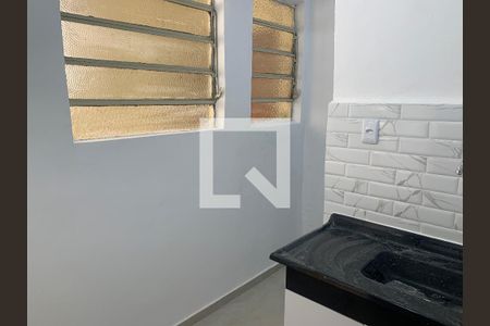 Cozinha de apartamento à venda com 1 quarto, 30m² em Liberdade, São Paulo