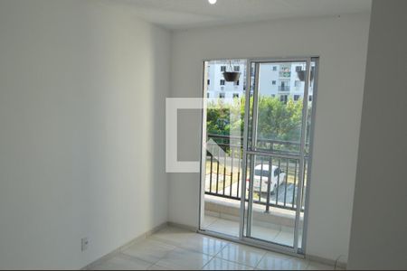 Sala de apartamento para alugar com 2 quartos, 44m² em Taquara, Rio de Janeiro