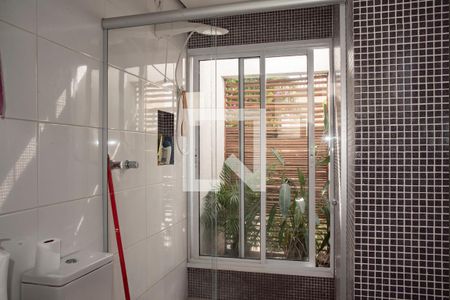 Casa à venda com 240m², 3 quartos e 3 vagas Casa à venda com 240m², 3 quartos e 3 vagasBanheiro da Suíte 1