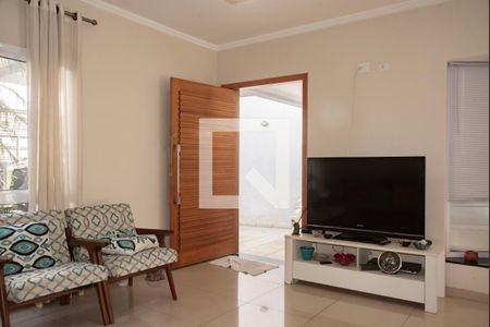 Sala de casa à venda com 3 quartos, 240m² em Vila da Saúde, São Paulo