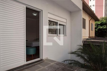 Casa à venda com 240m², 3 quartos e 3 vagas Casa à venda com 240m², 3 quartos e 3 vagasVaranda da Suíte 1