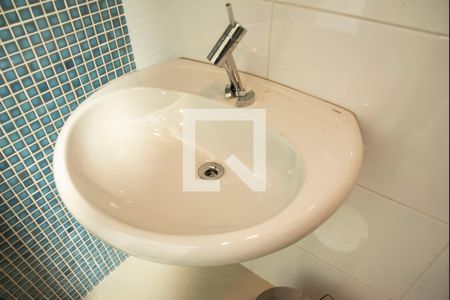 Casa à venda com 240m², 3 quartos e 3 vagas Casa à venda com 240m², 3 quartos e 3 vagasBanheiro da Suíte 2