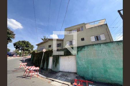 Casa à venda com 316m², 6 quartos e 5 vagasFachada