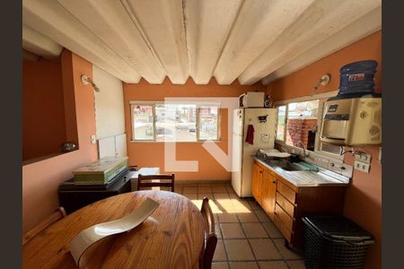 Casa à venda com 316m², 6 quartos e 5 vagasSalão