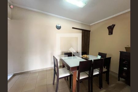 Casa à venda com 316m², 6 quartos e 5 vagasSala de Jantar