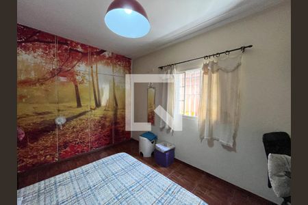 Quarto 2 de casa à venda com 6 quartos, 316m² em Cidade Vargas, São Paulo