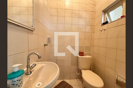 Casa à venda com 316m², 6 quartos e 5 vagasLavabo