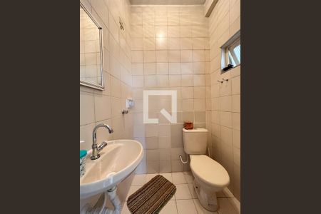 Casa à venda com 316m², 6 quartos e 5 vagasLavabo