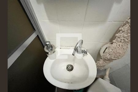 Casa à venda com 316m², 6 quartos e 5 vagasBanheiro do Porão