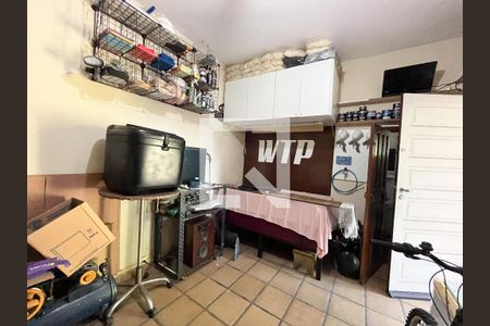 Casa à venda com 316m², 6 quartos e 5 vagasPorão