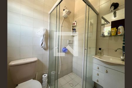 Casa à venda com 316m², 6 quartos e 5 vagasBanheiro da Suíte 1