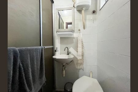 Casa à venda com 316m², 6 quartos e 5 vagasBanheiro do Porão