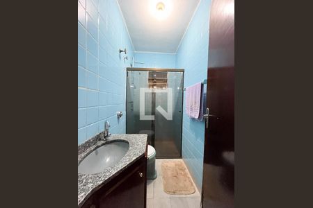 Casa à venda com 316m², 6 quartos e 5 vagasBanheiro 4