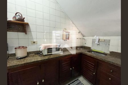 Casa à venda com 316m², 6 quartos e 5 vagasCozinha 2