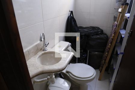 Banheiro da Suíte 1 de casa à venda com 3 quartos, 254m² em Vila Bruna, São Paulo