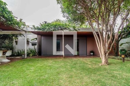 Casa à venda com 454m², 4 quartos e 6 vagas