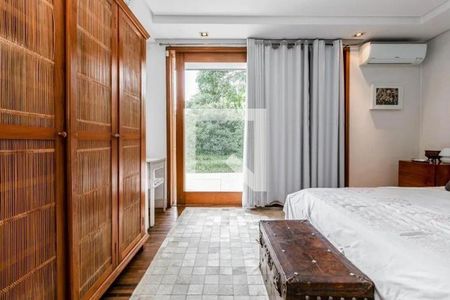 Casa à venda com 454m², 4 quartos e 6 vagas