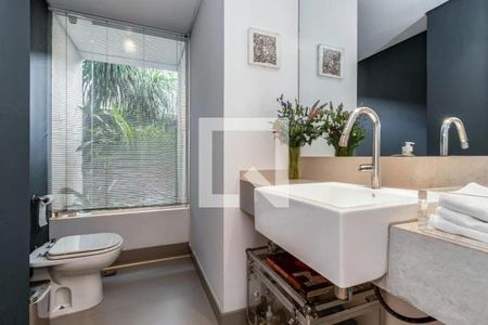 Casa à venda com 454m², 4 quartos e 6 vagas