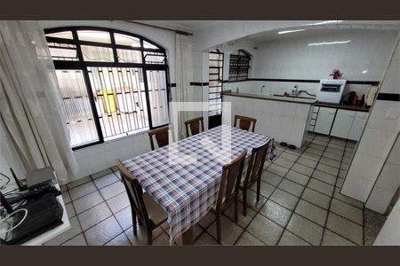 Casa à venda com 3 quartos, 212m² em Jardim Vila Galvao, Guarulhos