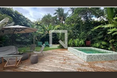 Casa à venda com 3 quartos, 320m² em Pinheiros, São Paulo