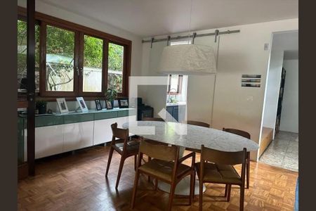 Casa à venda com 3 quartos, 320m² em Pinheiros, São Paulo