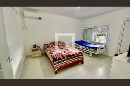Casa à venda com 4 quartos, 200m² em Vila Jardim, Porto Alegre
