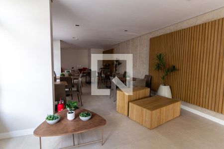 Apartamento à venda com 42m², 2 quartos e sem vagaÁrea comum - Salão de festas