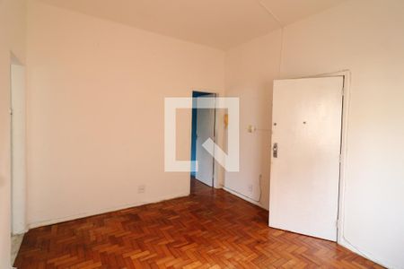Sala de apartamento à venda com 1 quarto, 38m² em Jardim Guanabara, Rio de Janeiro