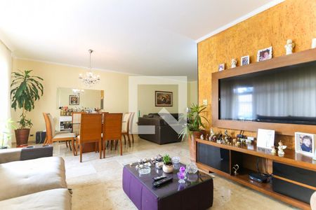 Sala de casa para alugar com 6 quartos, 420m² em Vila Inah, São Paulo