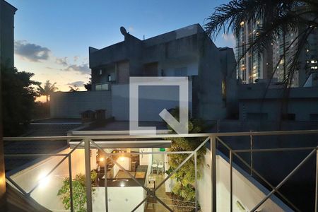 Casa à venda com 230m², 3 quartos e 3 vagasSuíte 2 - Sacada do Quarto 2