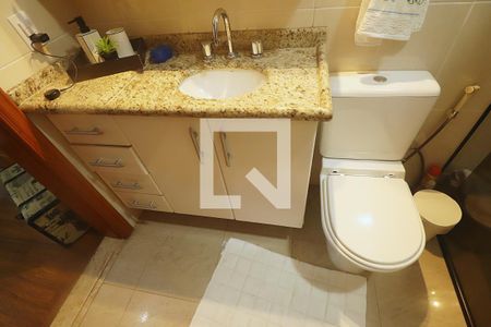 Casa à venda com 230m², 3 quartos e 3 vagasSuíte 2 - Banheiro do Quarto 2