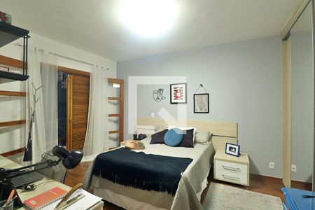 Casa à venda com 230m², 3 quartos e 3 vagasSuíte 2 - Quarto 2