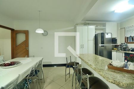 Casa à venda com 230m², 3 quartos e 3 vagasCozinha