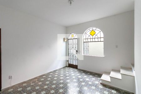 Sala  de casa para alugar com 3 quartos, 379m² em Padre Eustáquio, Belo Horizonte