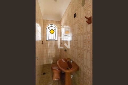 Banheiro de casa para alugar com 3 quartos, 379m² em Padre Eustáquio, Belo Horizonte