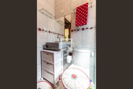 Casa à venda com 326m², 4 quartos e 3 vagas Casa à venda com 326m², 4 quartos e 3 vagasSuíte