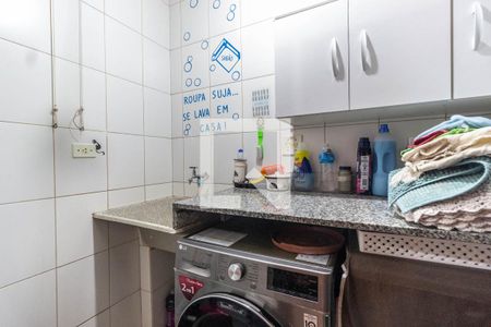 Casa à venda com 326m², 4 quartos e 3 vagas Casa à venda com 326m², 4 quartos e 3 vagasÁrea de Serviço