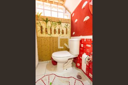 Casa à venda com 326m², 4 quartos e 3 vagas Casa à venda com 326m², 4 quartos e 3 vagasLavabo 1