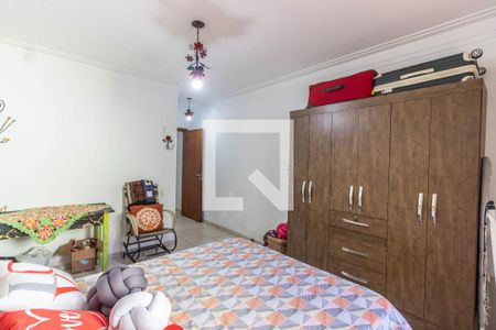 Casa à venda com 326m², 4 quartos e 3 vagas Casa à venda com 326m², 4 quartos e 3 vagasQuarto 3