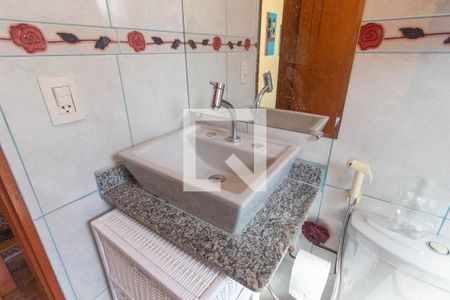 Casa à venda com 326m², 4 quartos e 3 vagas Casa à venda com 326m², 4 quartos e 3 vagasSuíte