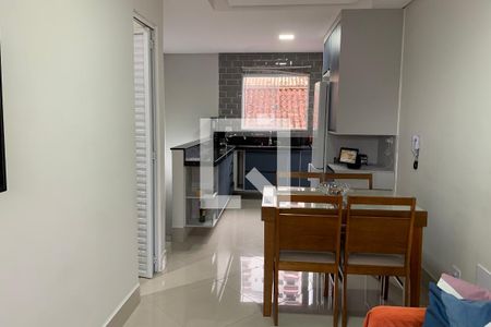 Casa para alugar com 116m², 2 quartos e 2 vagas Casa para alugar com 116m², 2 quartos e 2 vagasCozinha