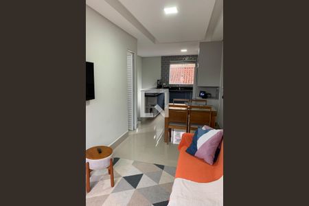 Casa para alugar com 116m², 2 quartos e 2 vagas Casa para alugar com 116m², 2 quartos e 2 vagasSala